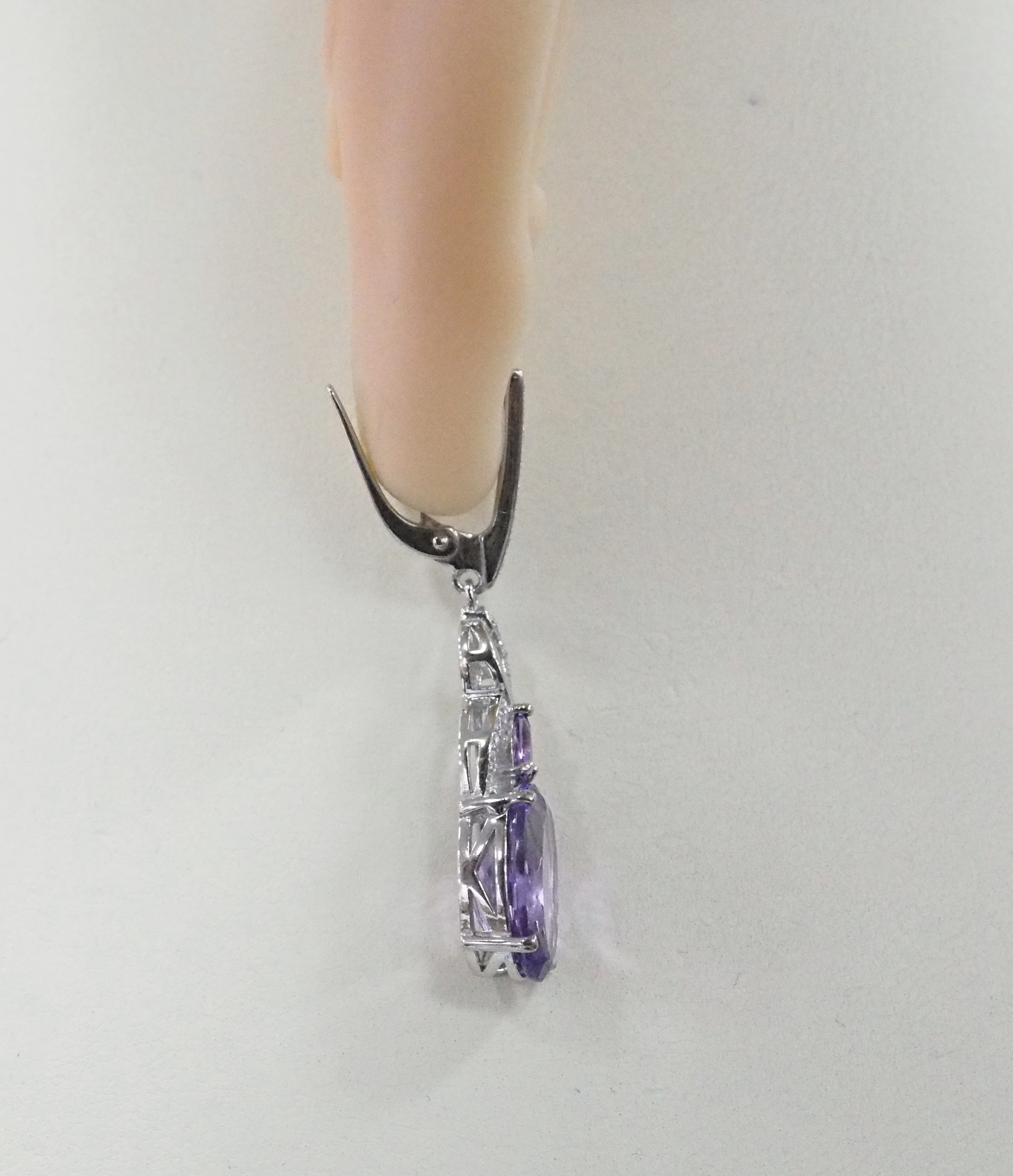 Серебряные серьги с аметистами